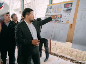 Евгений Григорьев обсудил с жителями Промышленного округа проекты капитального ремонта дворовых территорий