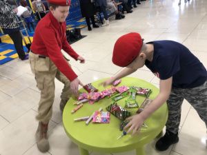 Храбрые, отважные и смелые. ТРК «Чудо - парк» пригласил на праздник кадетов и юнармейцев