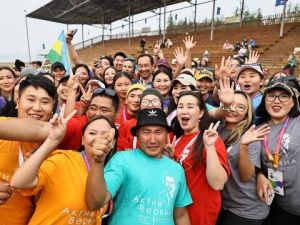 Айсен Николаев поздравил с открытием молодежного фестиваля «АктивВервил»