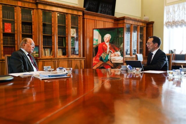 Глава Якутии встретился с ректором МГУ имени Ломоносова