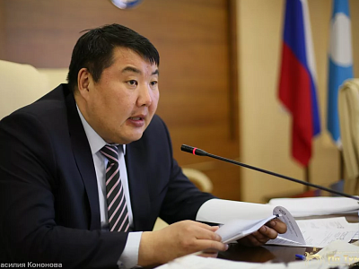 ОЧЕРЕДНОЕ СВИНСТВО: Ил Тумэн закупает медальоны на миллионы рублей