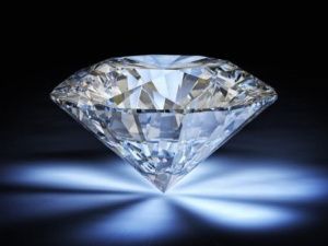 Евросоюз угрожает ограничить торговлю российскими алмазами в условиях санкий