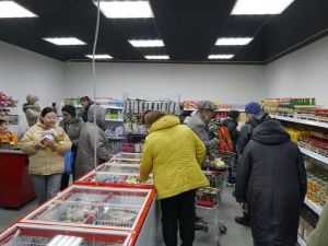 Торгово-логистический центр открыли в Верхнеколымском районе Якутии