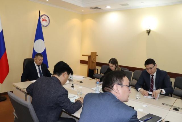 Первый зампред Якутии призвал форсировать участие в голосовании по отбору проектов благоустройства