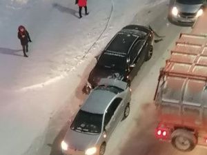 В Якутске автомобиль "нырнул" в багажник впереди идущего транспорта