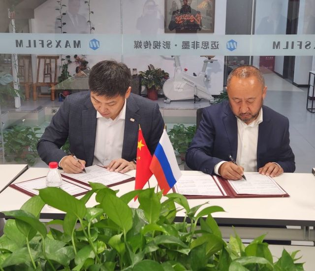 Кинокомпания из Китая поможет с созданием кинопавильона в Якутске