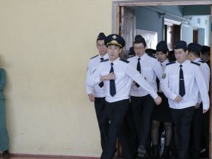 Федерация профсоюзов Якутии организовала смотр строевой подготовки среди работающей молодежи