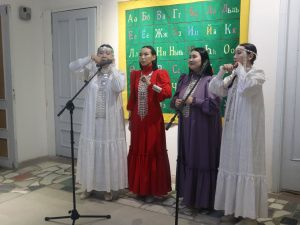Якутский язык глазами художника. В столице республики открылась выставка современных авторов
