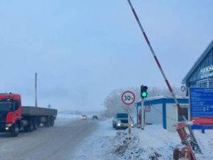 Грузоподъемность ледового автозимника Якутск — Нижний Бестях увеличена до 30 тонн