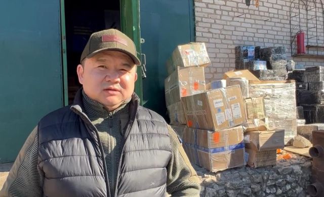 Опорные пункты Якутии завершают доставку бойцам СВО праздничных наборов