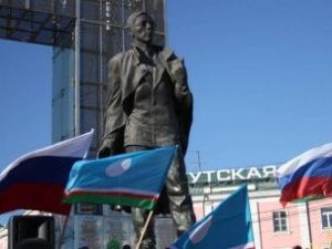 27 сентября Якутия отмечает День государственности. Разбираемся, что именно мы празднуем