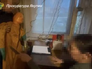 В Якутске женщина трижды ударила гражданского супруга ножом, после чего они продолжили пьянку: мужчина скончался