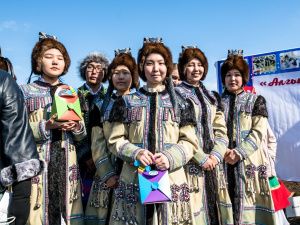 Айсен Николаев дал старт строительству школы-сада в селе Октемцы