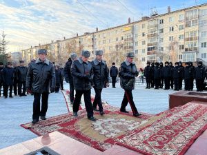В МВД Якутии почтили память товарищей, погибших при исполнении служебных обязанностей