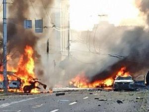 Мощные взрывы прогремели в центре Киева, где находится СБУ. Видео