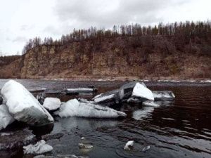 «Якутуголь» загрязняет реку Чульман ионами аммония, стронция и марганца