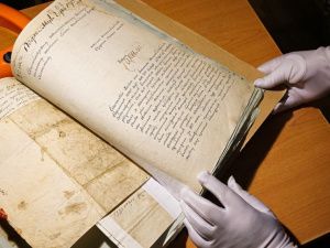 Уникальные архивные документы Якутии признаны культурным наследием