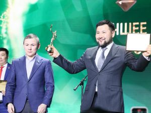 Бал чемпионов. Лучшим деятелям спорта вручили заслуженные награды