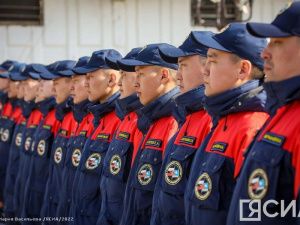 Глава Якутии поздравил спасателей с профессиональным праздником