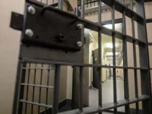 Житель Тикси, пытавшийся отравить полицейского ртутью, получил 5 лет колонии