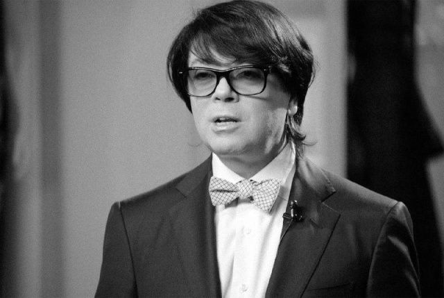 Умер Валентин Юдашкин