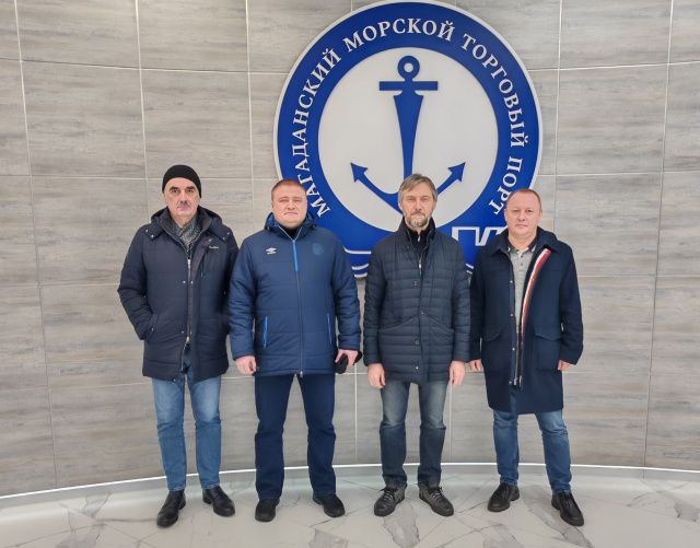 Делегация из Якутии обсудила в Магадане подход железной дороги к портам