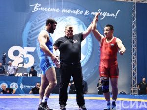 Фоторепортаж: яркие моменты первого дня международного турнира Коркина в Якутске