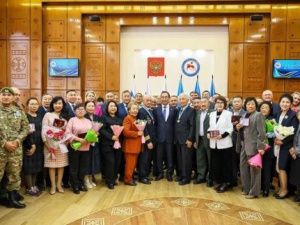 Якутянам вручили государственные награды за вклад в развитие республики