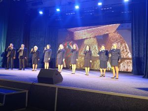 «Песня длиною в жизнь»: народный ансамбль «ЖДЯ» дал концерт в Алдане, посвященный 30-летнему юбилею родной компании