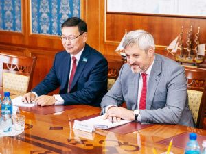 С прицелом! На подрастающее поколение