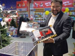 Евгений Григорьев принял участие в благотворительной акции «Елка добра»