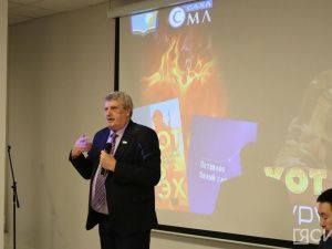 В Якутске презентовали книги поэта-воина Василия Рожина