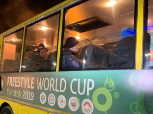 В Якутск прибыли первые участники Кубка мира по вольной борьбе среди мужчин – команда Монголии