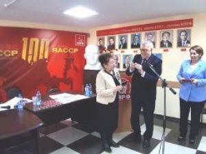 Виктор Губарев: Народ, у которого сильна историческая память, непобедим