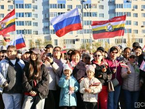 Жители Якутска собрали помощь курянам в День города