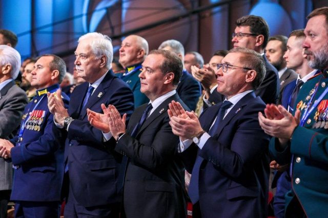 Участники программы «Время героев» вошли в обновленный состав совета «Единой России»