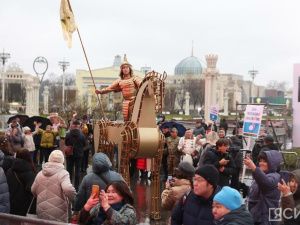 Песню про героический танковый экипаж «Алёша» исполнили на главной сцене выставки «Россия» в Москве