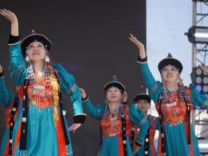 «Дружбой народов ковалась Победа»: многонациональный гимн памяти и единства