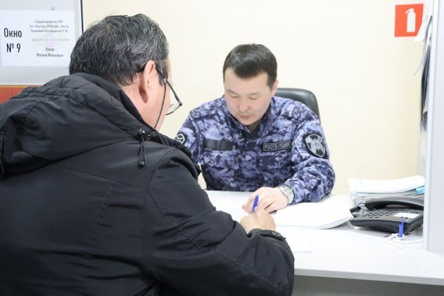 В Якутске жителям проспекта им. Михаила Николаева необходимо переоформить документы на оружие