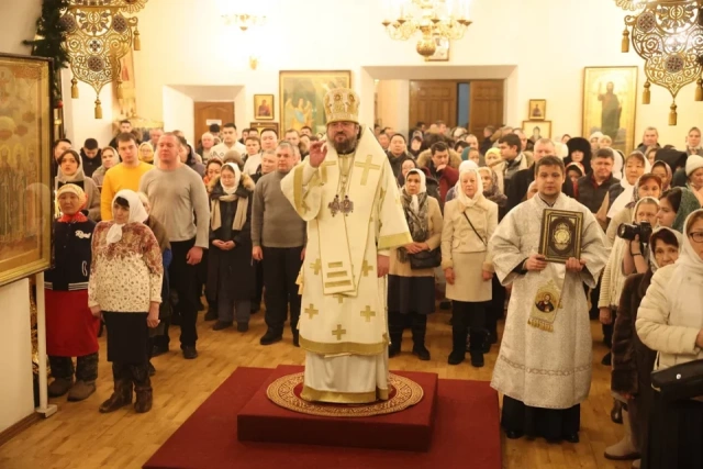 Рождественское богослужение состоялось в Преображенском храме Якутска