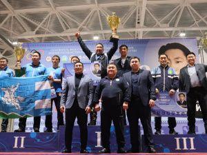 Фоторепортаж. Главные схватки чемпионата Якутии по вольной борьбе