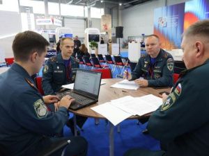 Космос, дроны и вызов осадков: якутский опыт борьбы с ЧС представили в Казани
