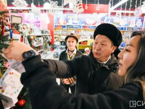 Дмитрий Садовников и руководители курируемых ведомств приняли участие в «Елке добра»