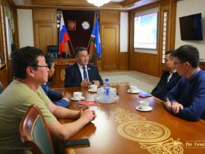 «ЦИРК УЕХАЛ – СПИКЕРЫ ОСТАЛИСЬ!»