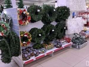 Обзор цен на искусственные ёлки в Якутске