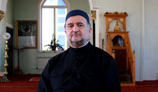 Имам-хатыб Соборной мечети Якутска поздравил единоверцев с праздником