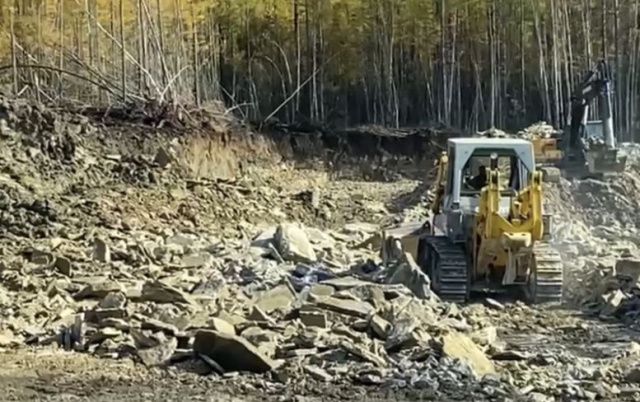 Возбуждено уголовное дело за незаконную добычу строительного камня в Ленском районе