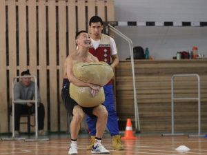Верхоянец Пётр Прудецкий стал новым чемпионом Якутии по национальному многоборью