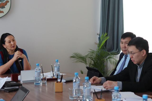 Кто будет курсировать между Якутском и Жатаем?