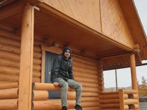 Туристический десант из Индии высадился в Оймяконе